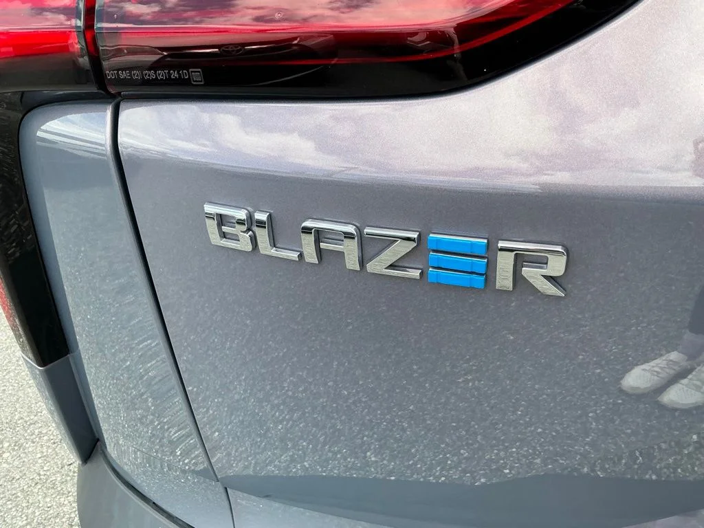 Used 2024 Gray Chevrolet LT image 23