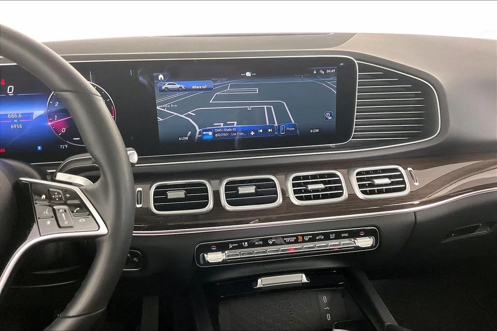 New 2026 Black Mercedes-Benz GLE 450 image 7