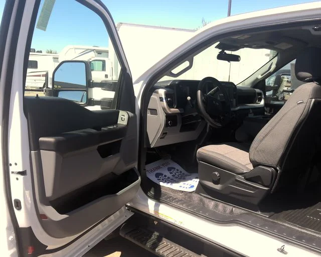 New 2026 Oxford White Ford XL image 12