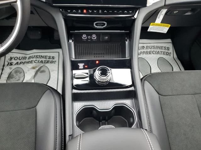 New 2026 Bright White Clear-Coat Exterior Paint Jeep Altitude image 22