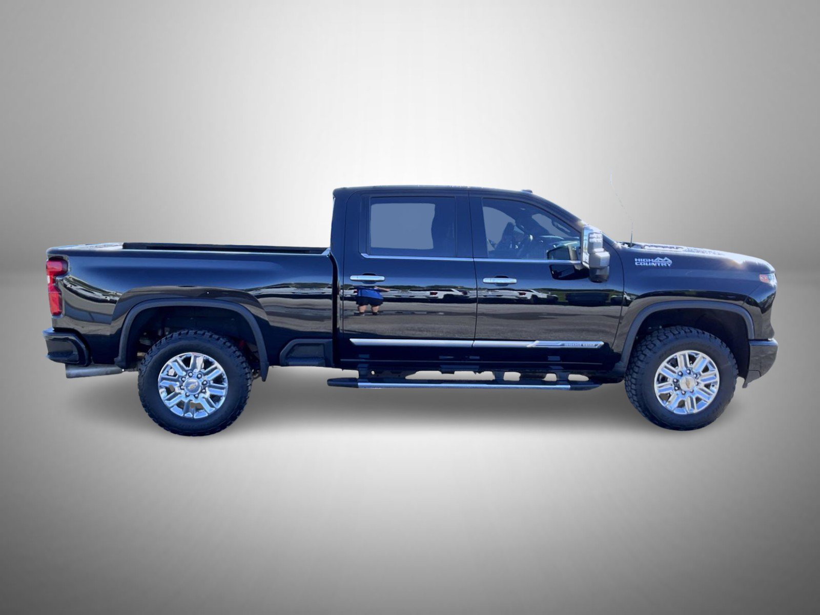 Used 2024 Black Chevrolet High Country image 4
