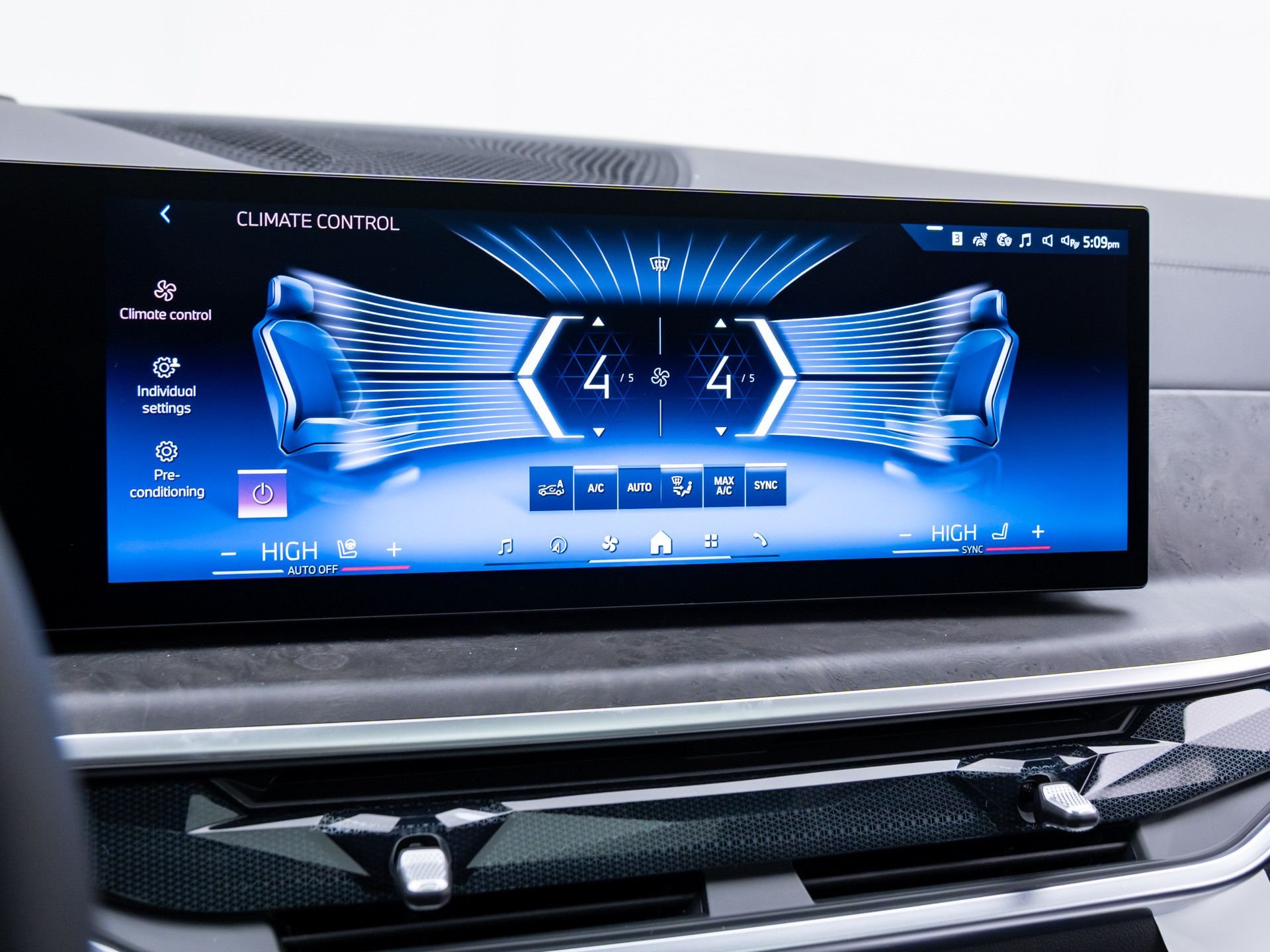 New 2026 Black Sapphire Metallic BMW xDrive40i image 23