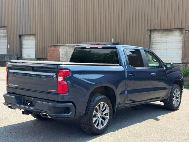 Used 2022 Blue Chevrolet RST image 5