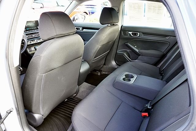 Used 2024  Honda EX image 25