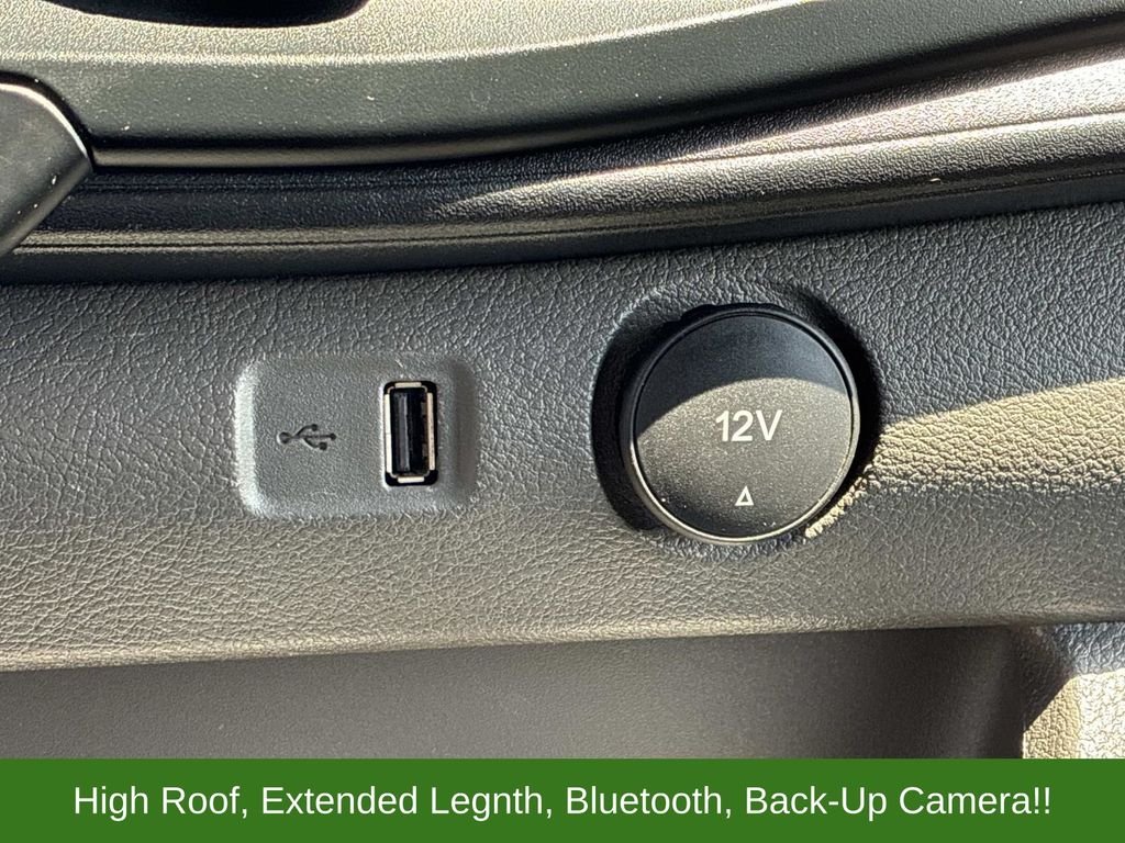 Used 2024  Ford Base image 28