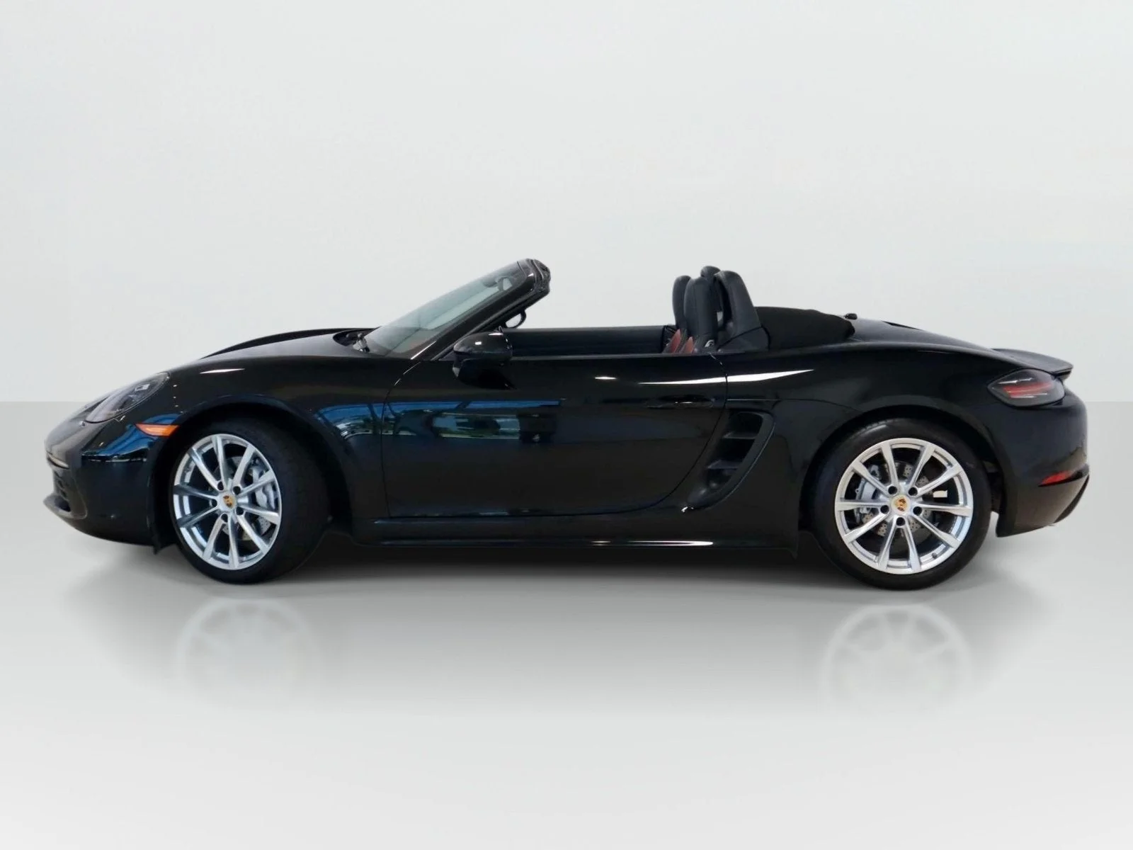 Used 2017 Jet Black Metallic Porsche  image 2