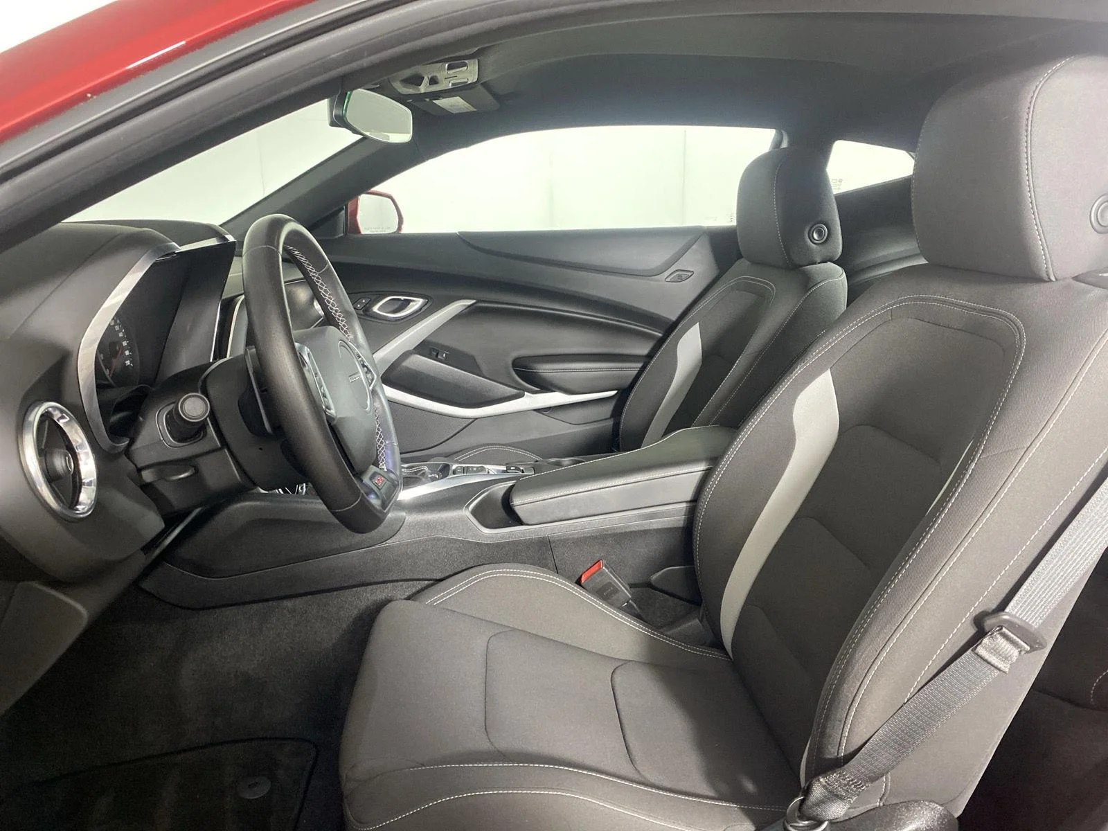 Used 2018 GARNET RED TINTCOAT Chevrolet 1SS image 10