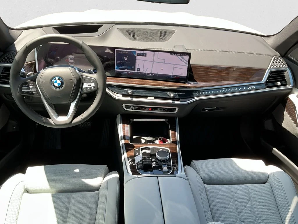 2026 BMW X5 50e - Photo 12