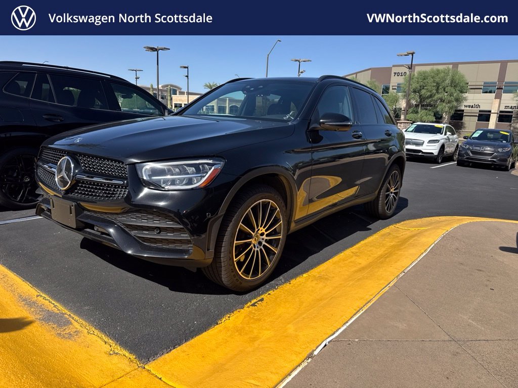 Used 2020  Mercedes-Benz GLC 300 image 1