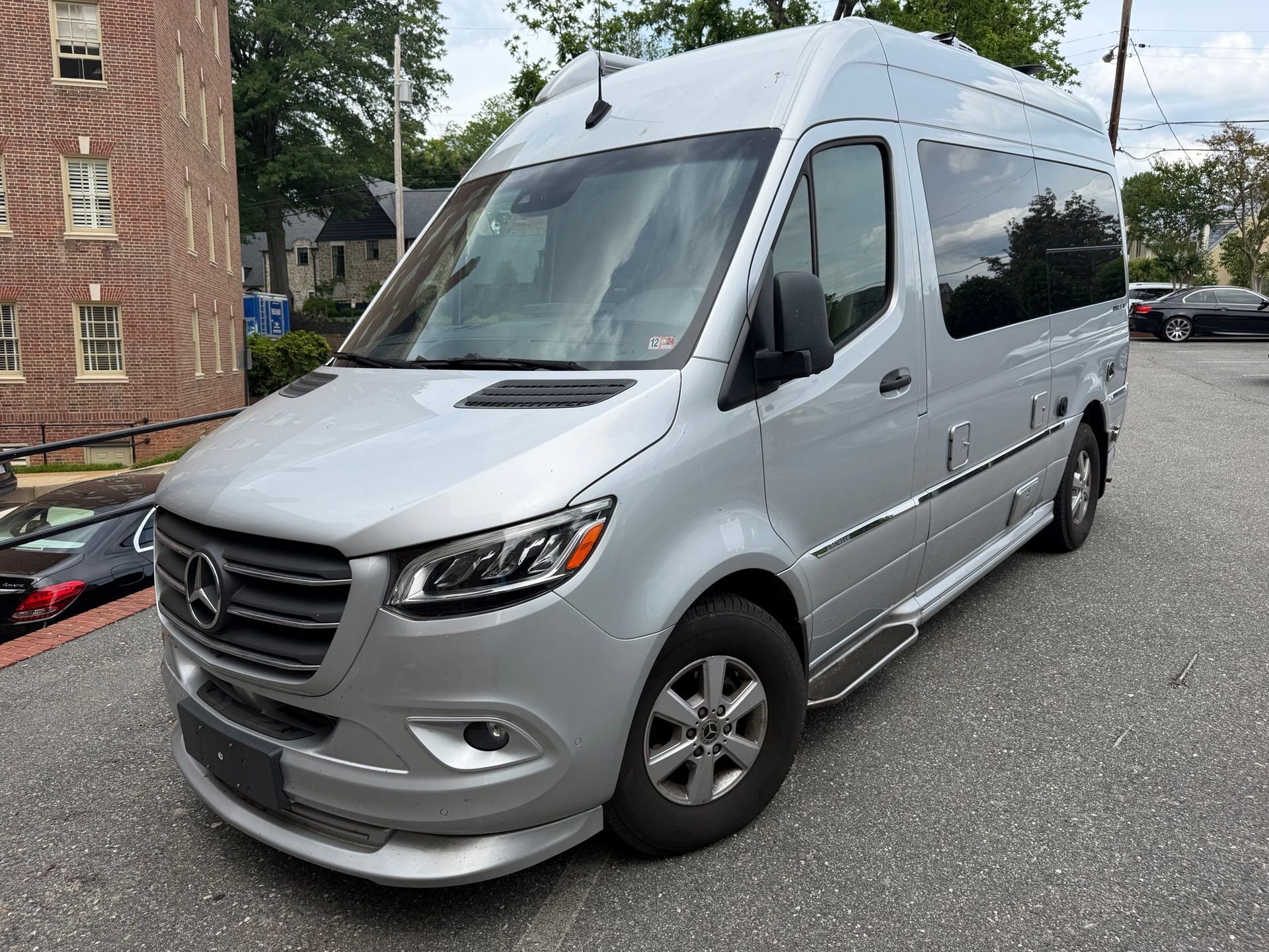 Used 2022  Mercedes-Benz AIRSTREAM INTERSTATE 19 image 3