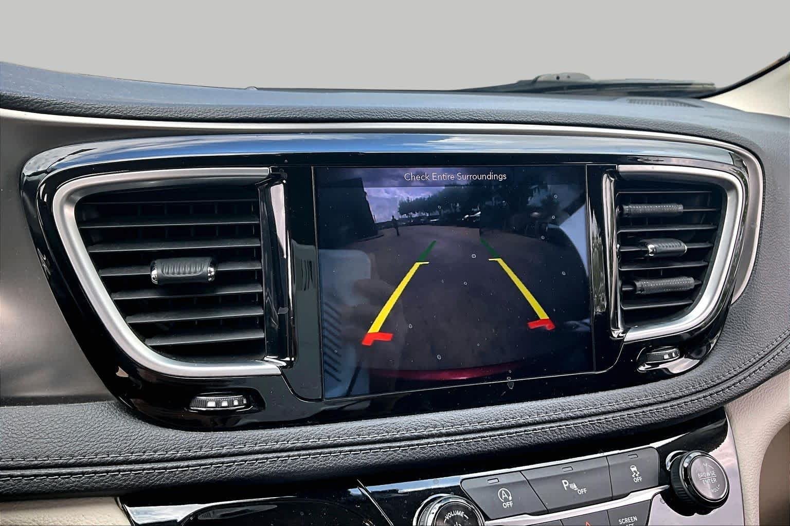 Used 2018 Velvet Red Pearlcoat Chrysler Limited image 25