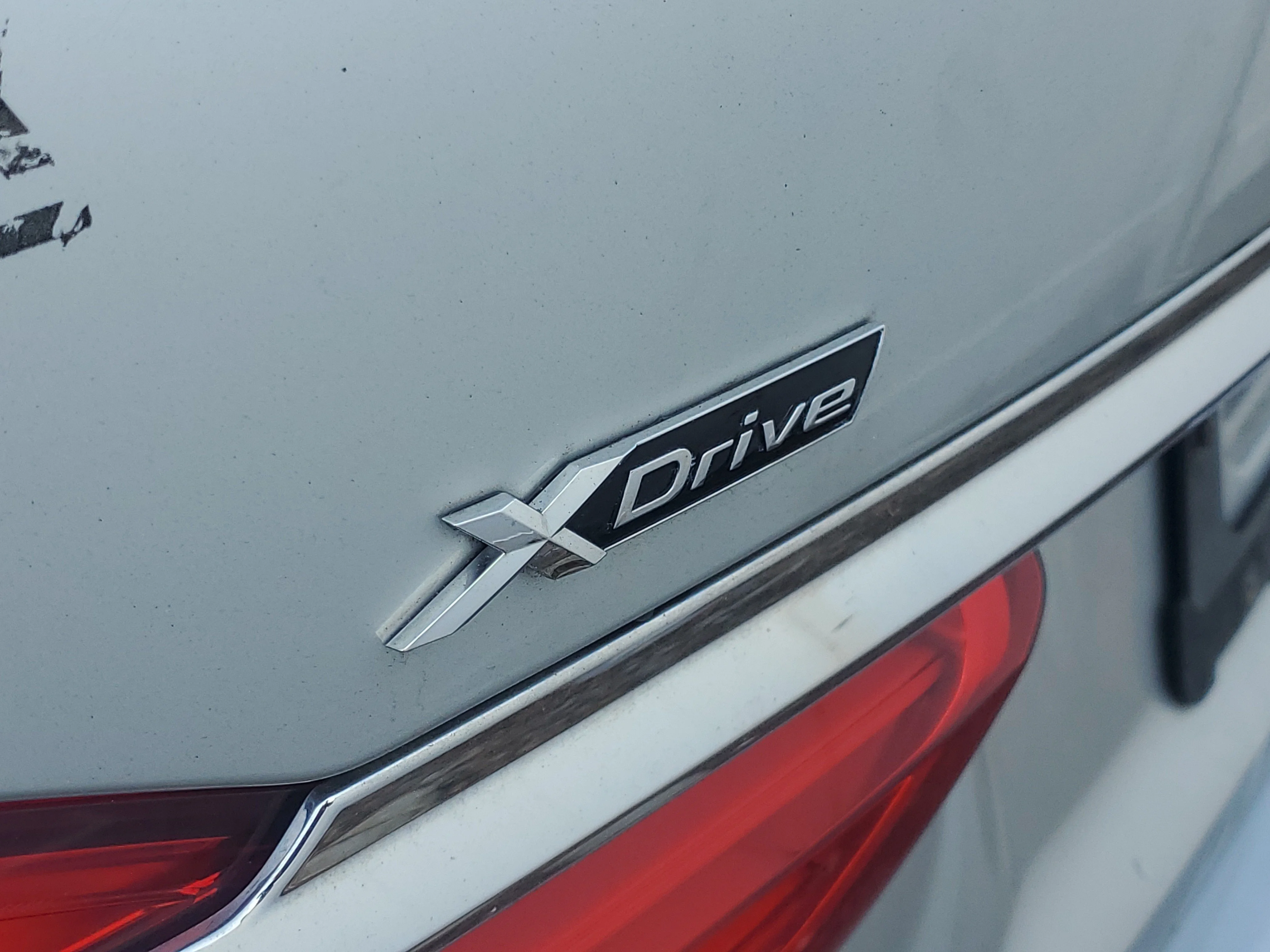 Used 2016 Glacier Silver Metallic BMW 750i xDrive image 6