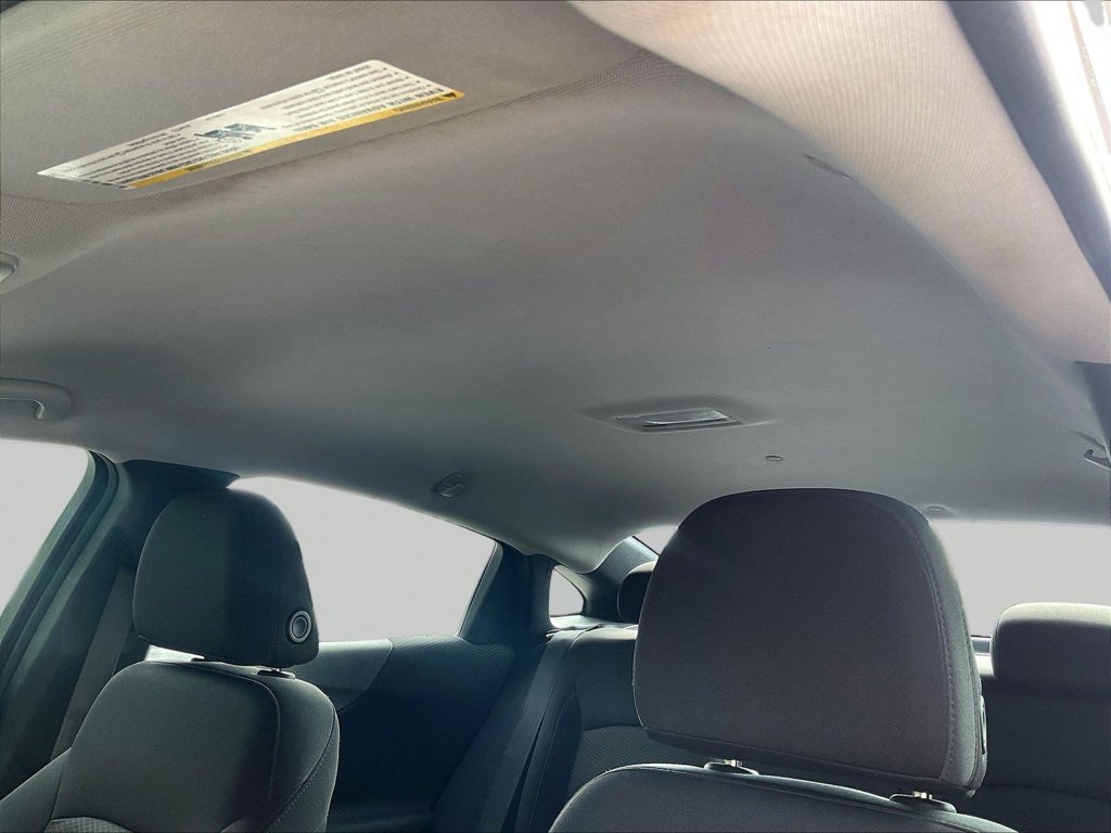 Used 2024 White Chevrolet LT image 7
