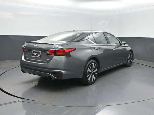 Used 2019 Gray Nissan 2.5 SL image 33