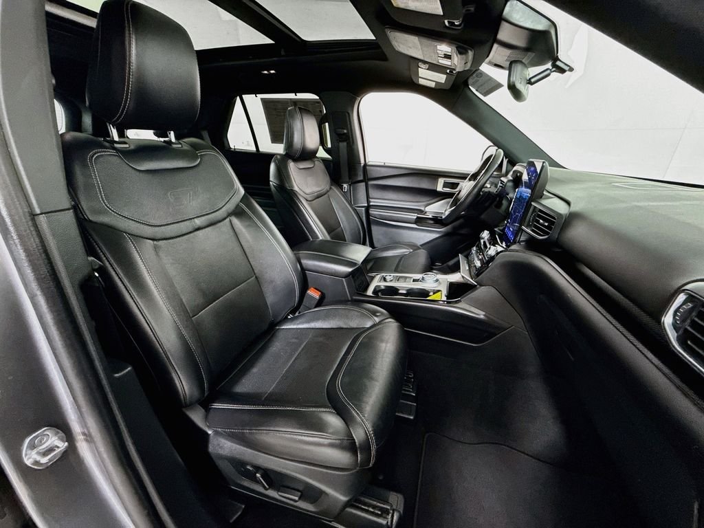 Used 2024 Carbonized Gray Metallic Ford ST image 31