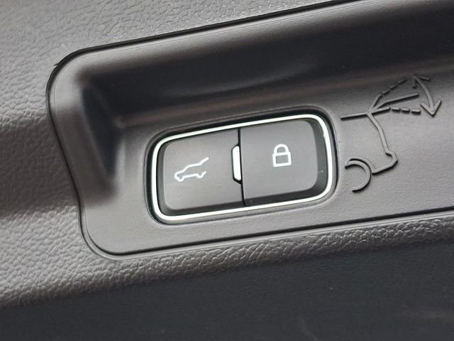 Used 2023 Green Ford XLT image 29