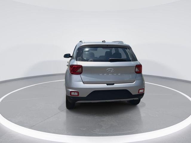 New 2026 Silver Hyundai SEL image 7