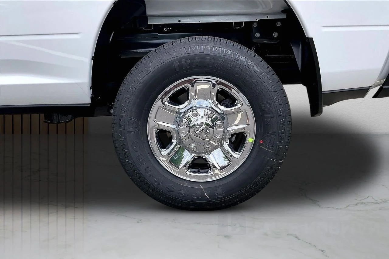 New 2026 Bright White Clear-Coat Exterior Paint RAM Tradesman image 34