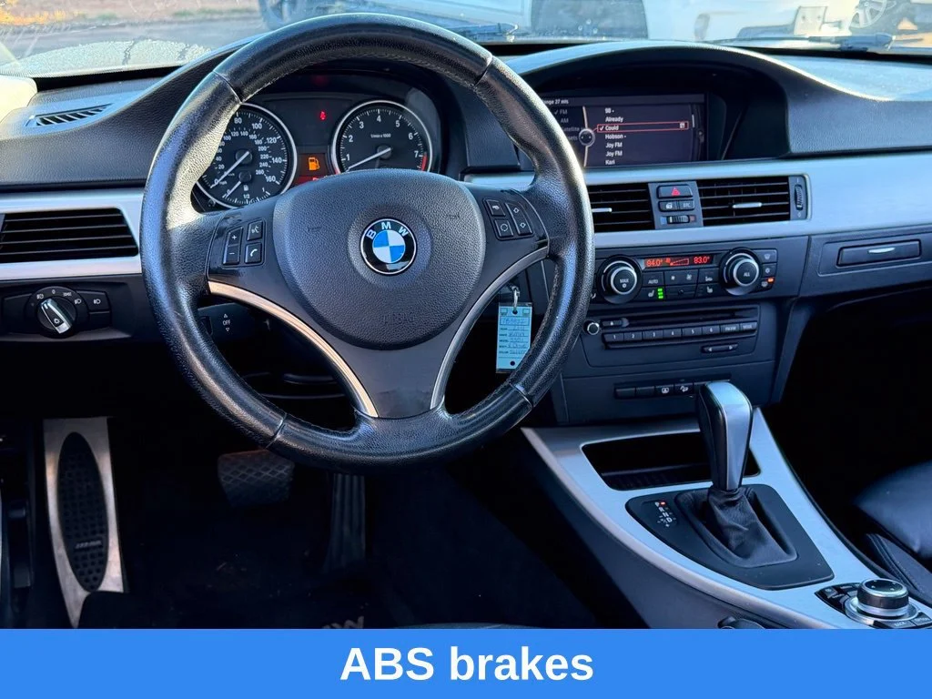 Used 2011  BMW 335i xDrive image 18