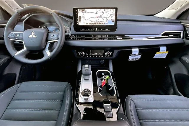New 2026 White Mitsubishi SE 1.5T 2WD image 5