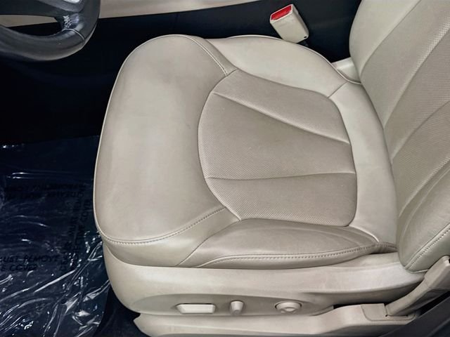 Used 2019 Alloy Metallic Buick Essence image 19
