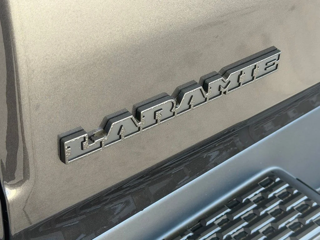 New 2026 Granite Crystal Metallic Clear-Coat Exterior Paint RAM Laramie image 41