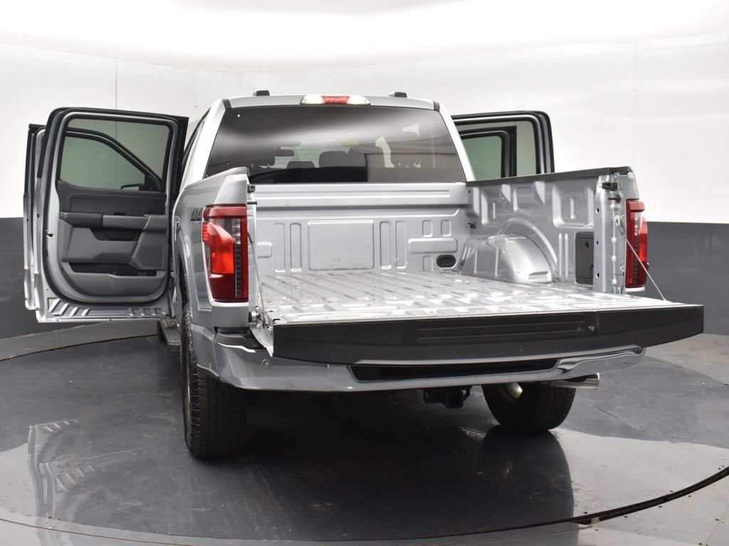 Used 2025 Silver Ford XLT image 39