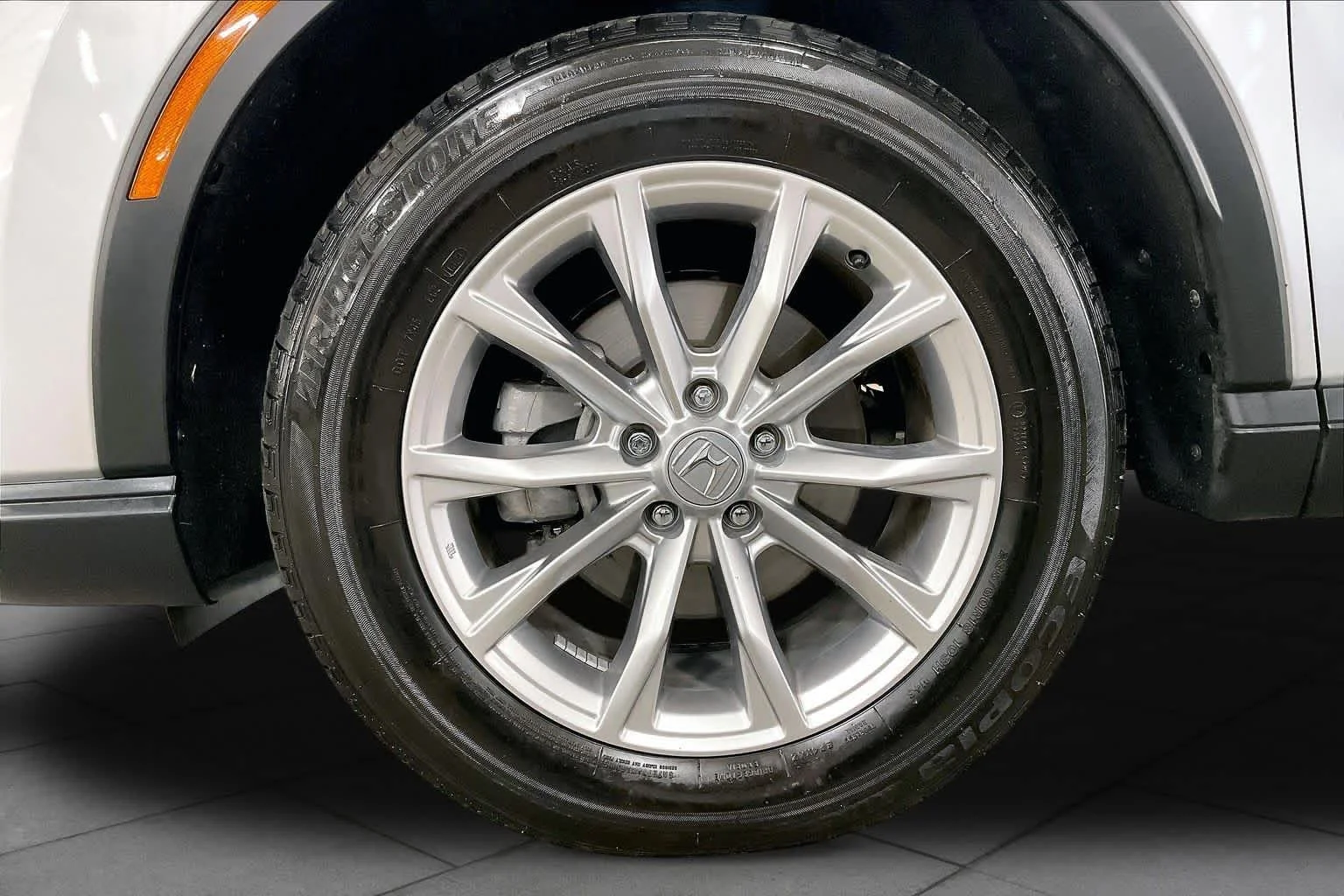 Used 2025 Solar Silver Metallic Honda EX-L image 11
