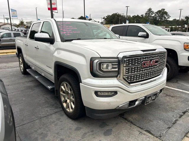 Used 2016 White GMC Denali image 2