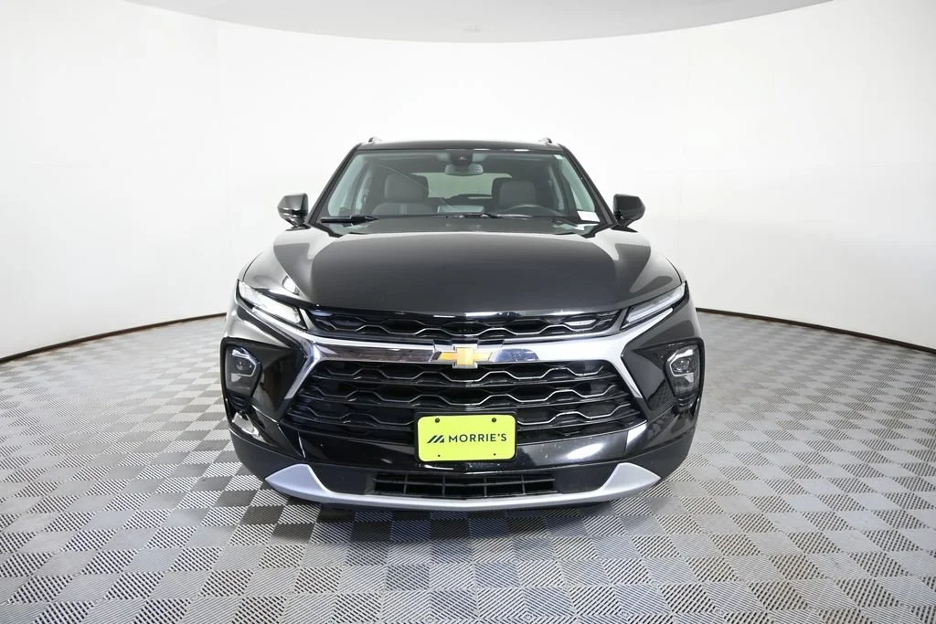 Used 2024 Black Chevrolet 2LT image 10