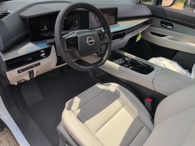 New 2026 White Nissan SL image 12