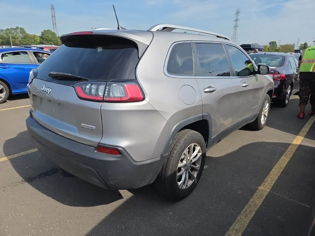 Used 2019 Jeep Cherokee Latitude with VIN 1C4PJMCB1KD460893 for sale in Marion, IA