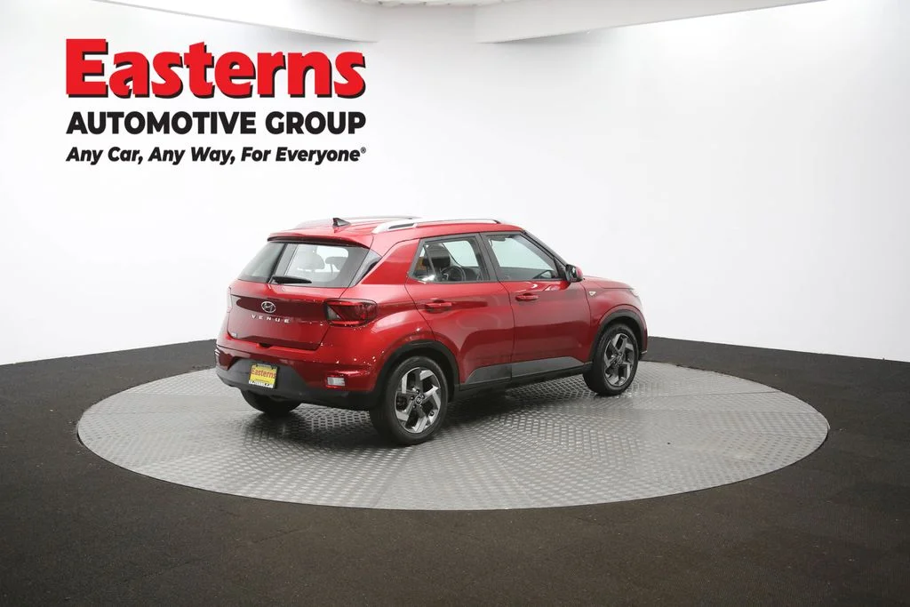Used 2022 Red Hyundai SEL image 40