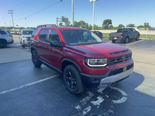 New 2026 Radiant Red Metallic II Honda RTL image 3