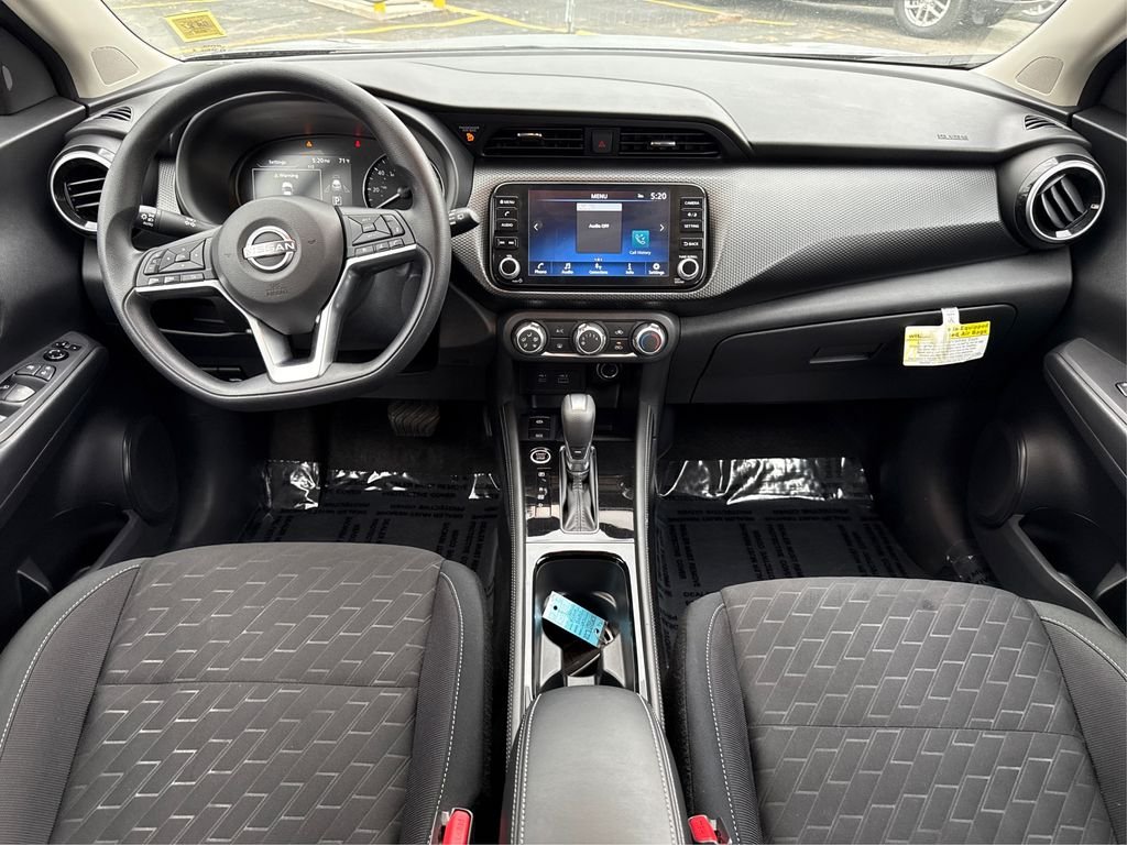 Used 2024 Gray Nissan SV image 19