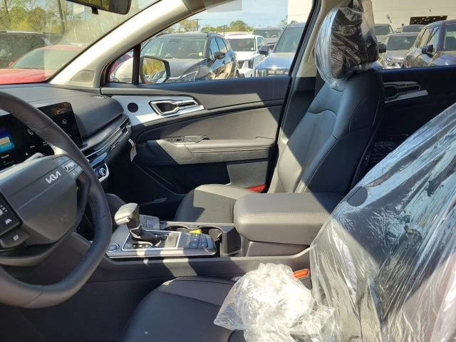 New 2026 Wolf Gray Kia EX image 8
