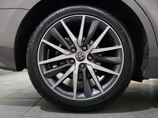Used 2024 Gray Toyota XLE image 24