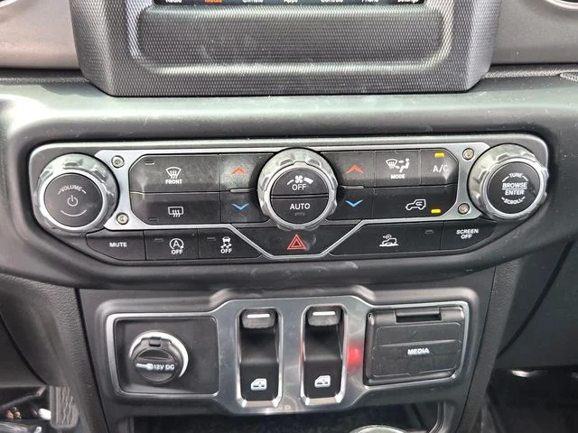 Used 2023 Black Jeep Sport S image 16