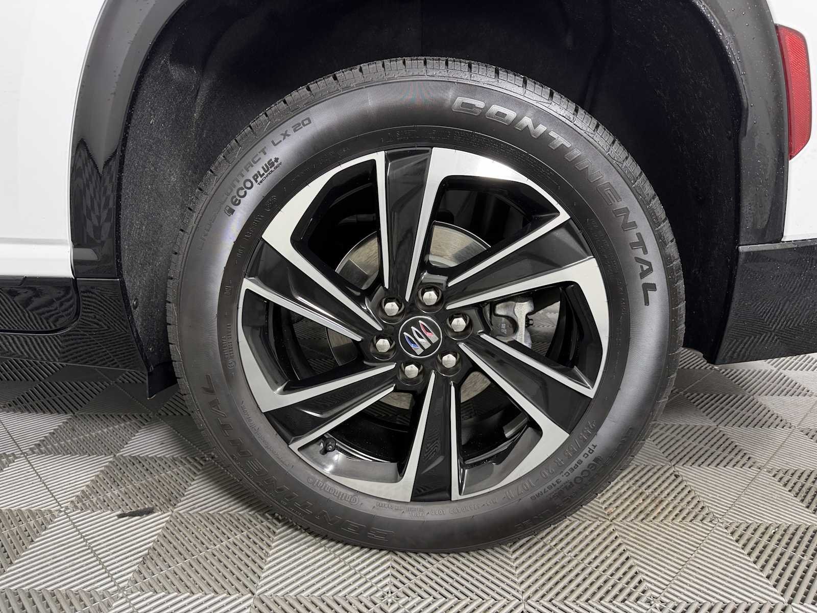 2026 Buick Enclave Sport Touring - Photo 20