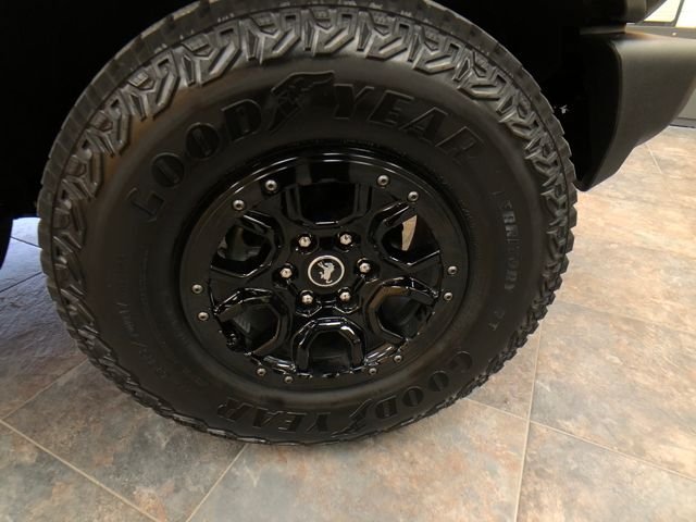 New 2026 Shadow Black Ford Outer Banks® image 9