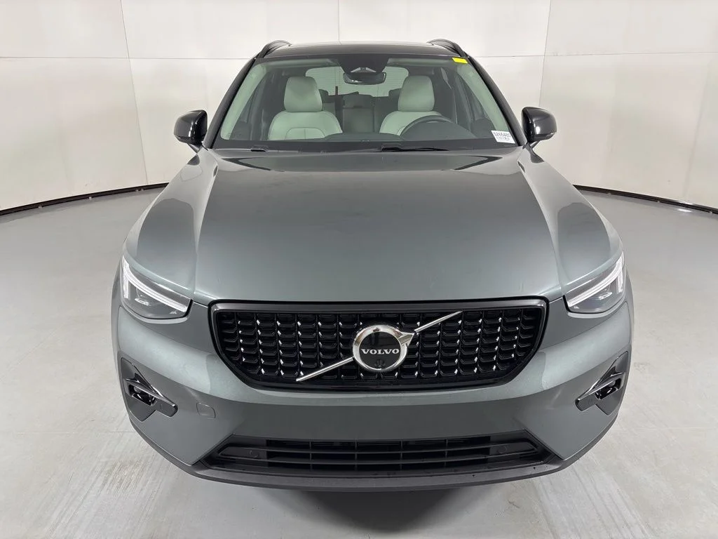 New 2026 Forest Lake Volvo Plus image 3