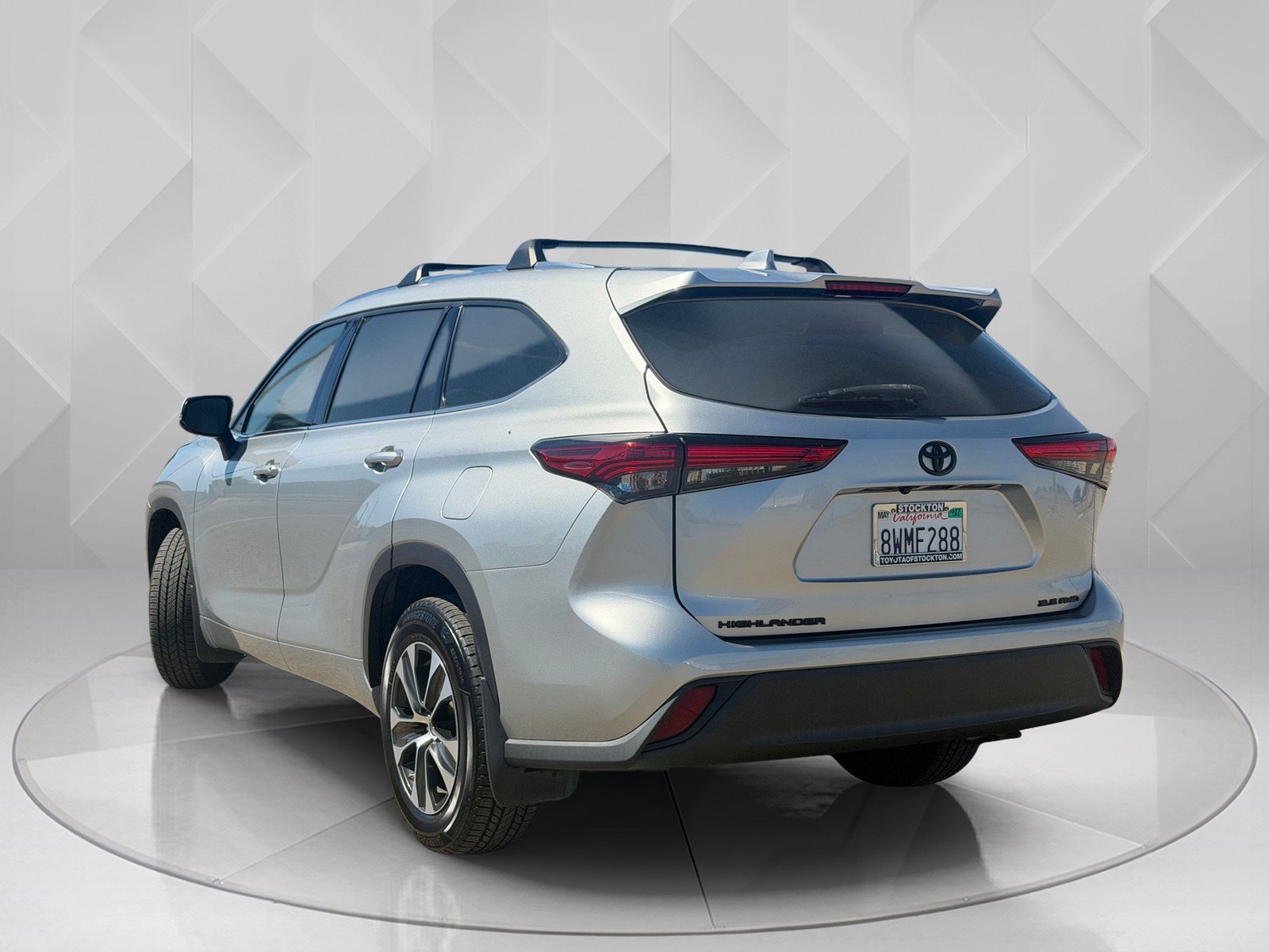 Certified Used 2021 Celestial Silver Metallic Toyota XLE image 3