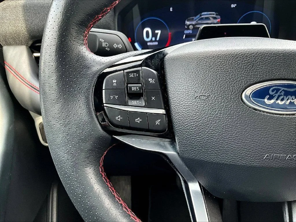 Used 2025 Gray Metallic Ford ST-Line image 13