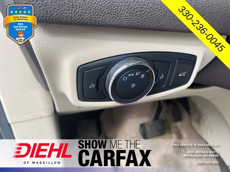 Used 2019 Green Lincoln Select image 22