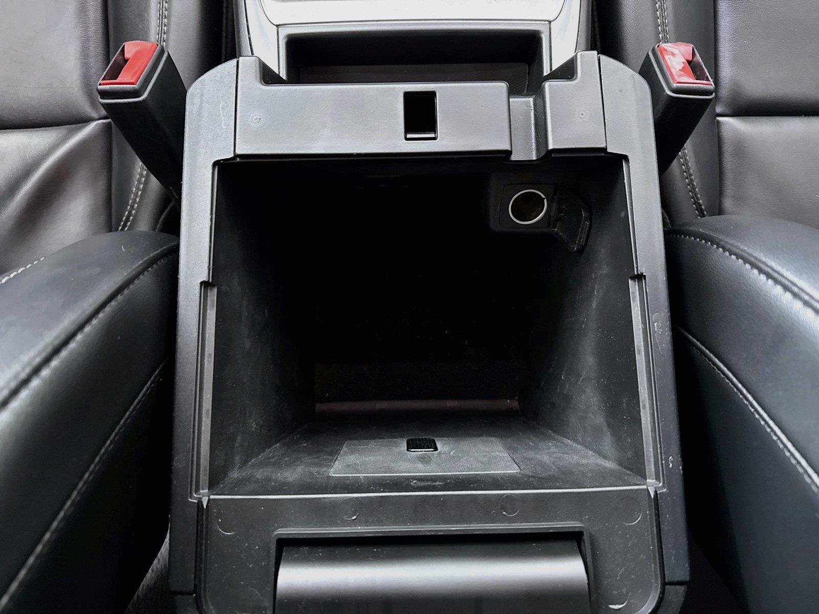 Used 2021 Oxford White Ford XLT image 34