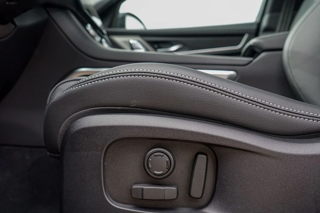 2026 Jaguar F-Pace R-Dynamic S - Photo 25