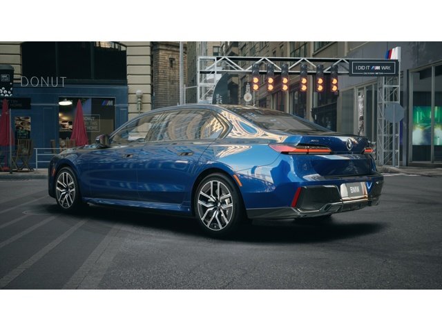New 2026 Tanzanite Blue II Metallic BMW 760i xDrive image 2