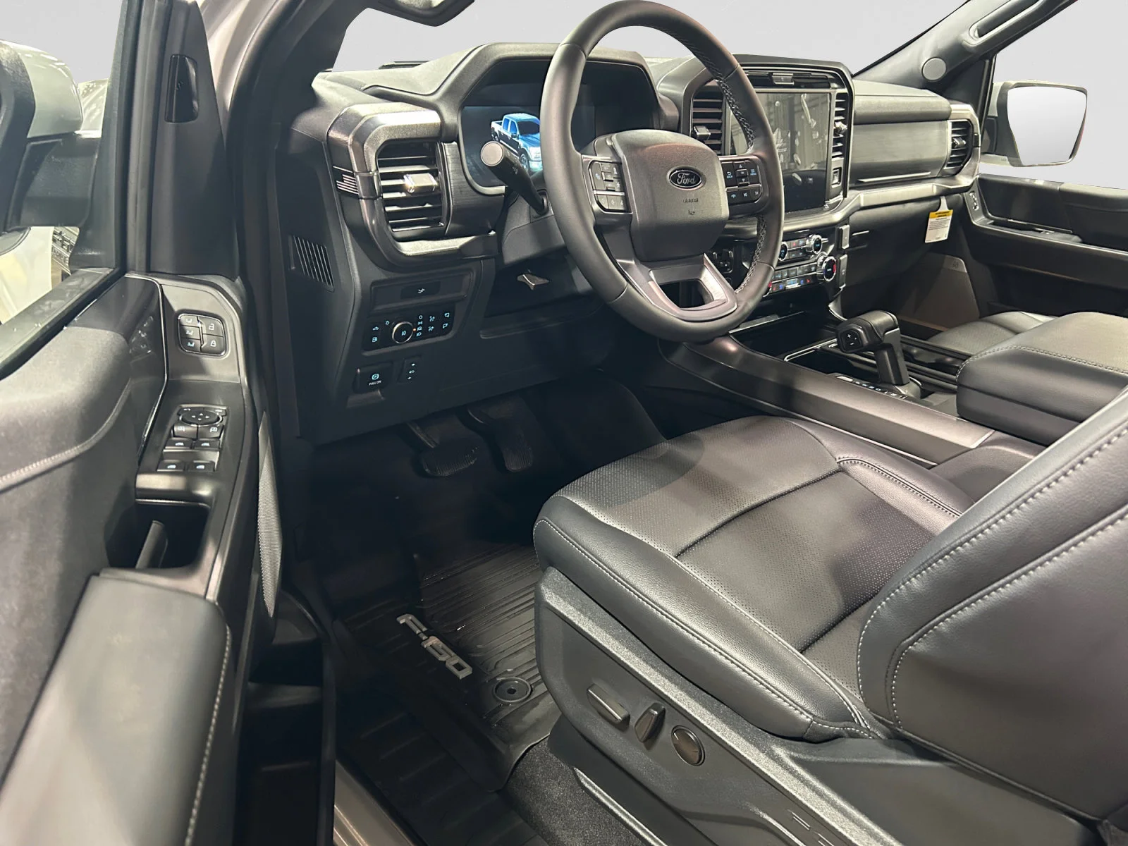 New 2026 Avalanche Ford Lariat image 13