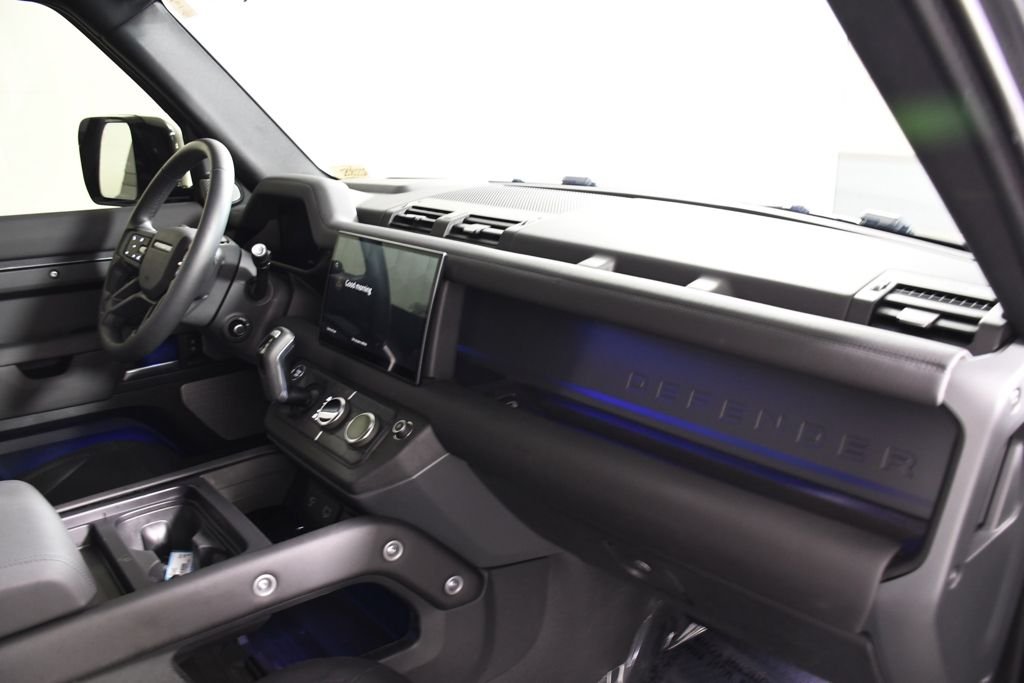 Used 2024 Eiger Gray Metallic Land Rover X-Dynamic SE image 19