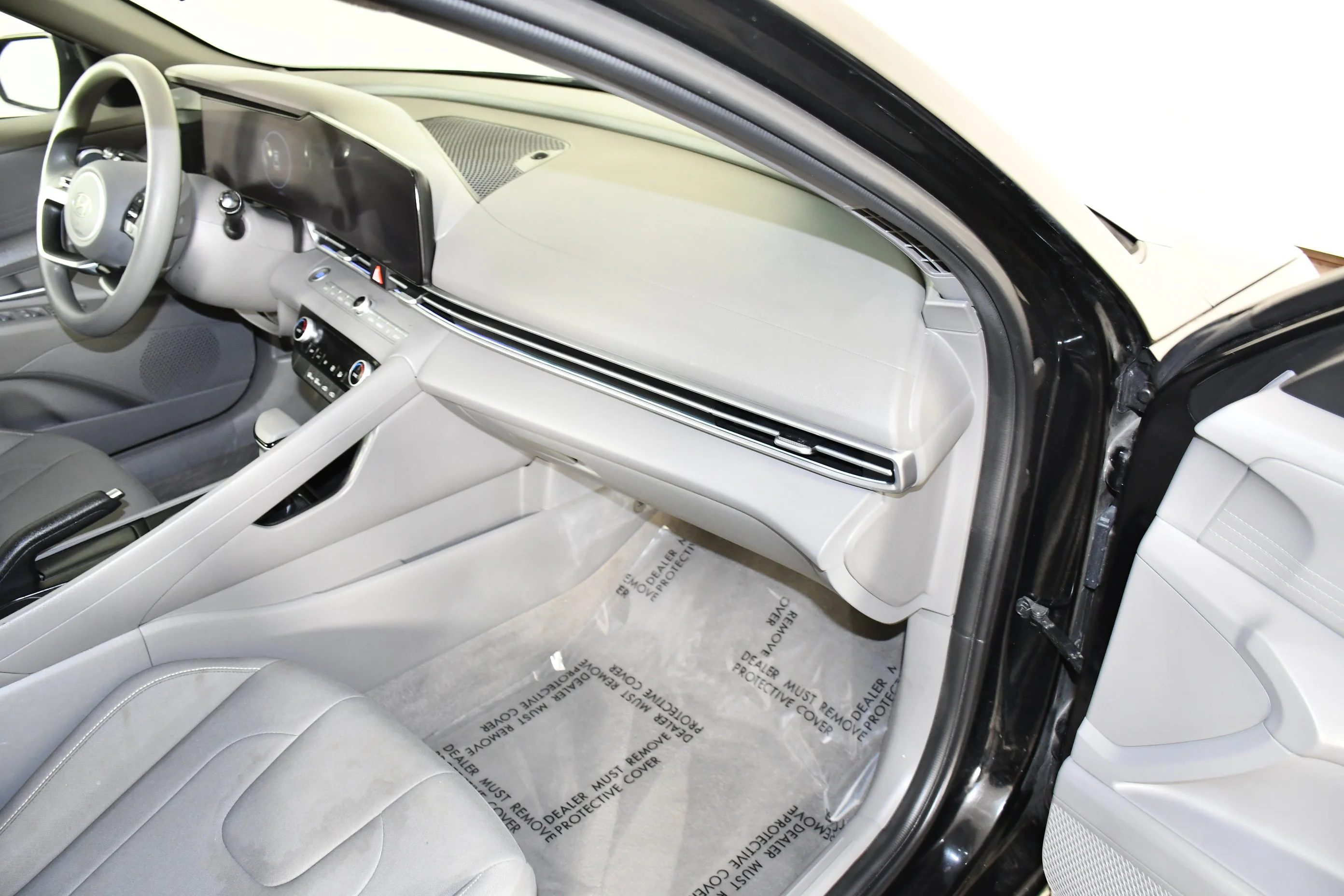 Used 2024 Abyss Black Hyundai SEL image 42